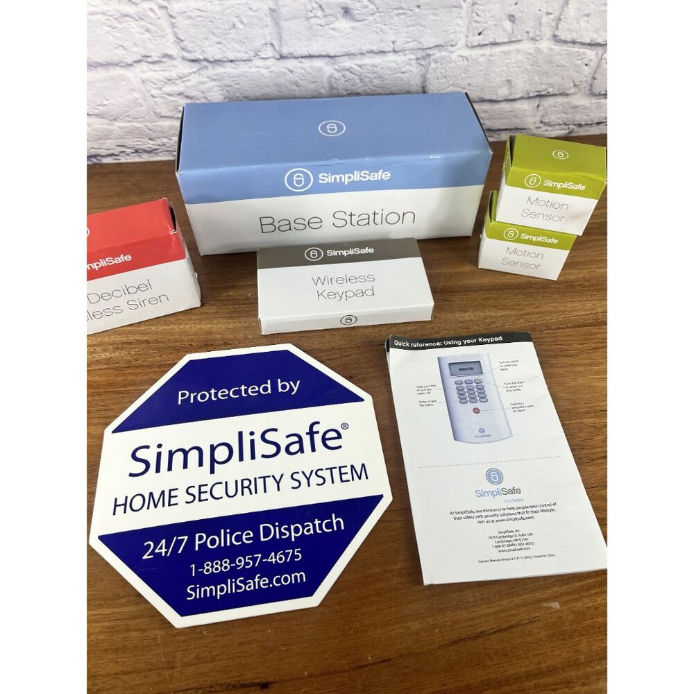 SimpliSafe Wireless Home Security System GEN 1 LOT Base, 2 Motion, Keypad, Siren - Picture 8 of 13